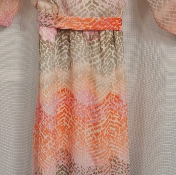 SPEECHLESS dress. Color coral/peach. Animal print chiffon overlay size small - Picture 2 of 8